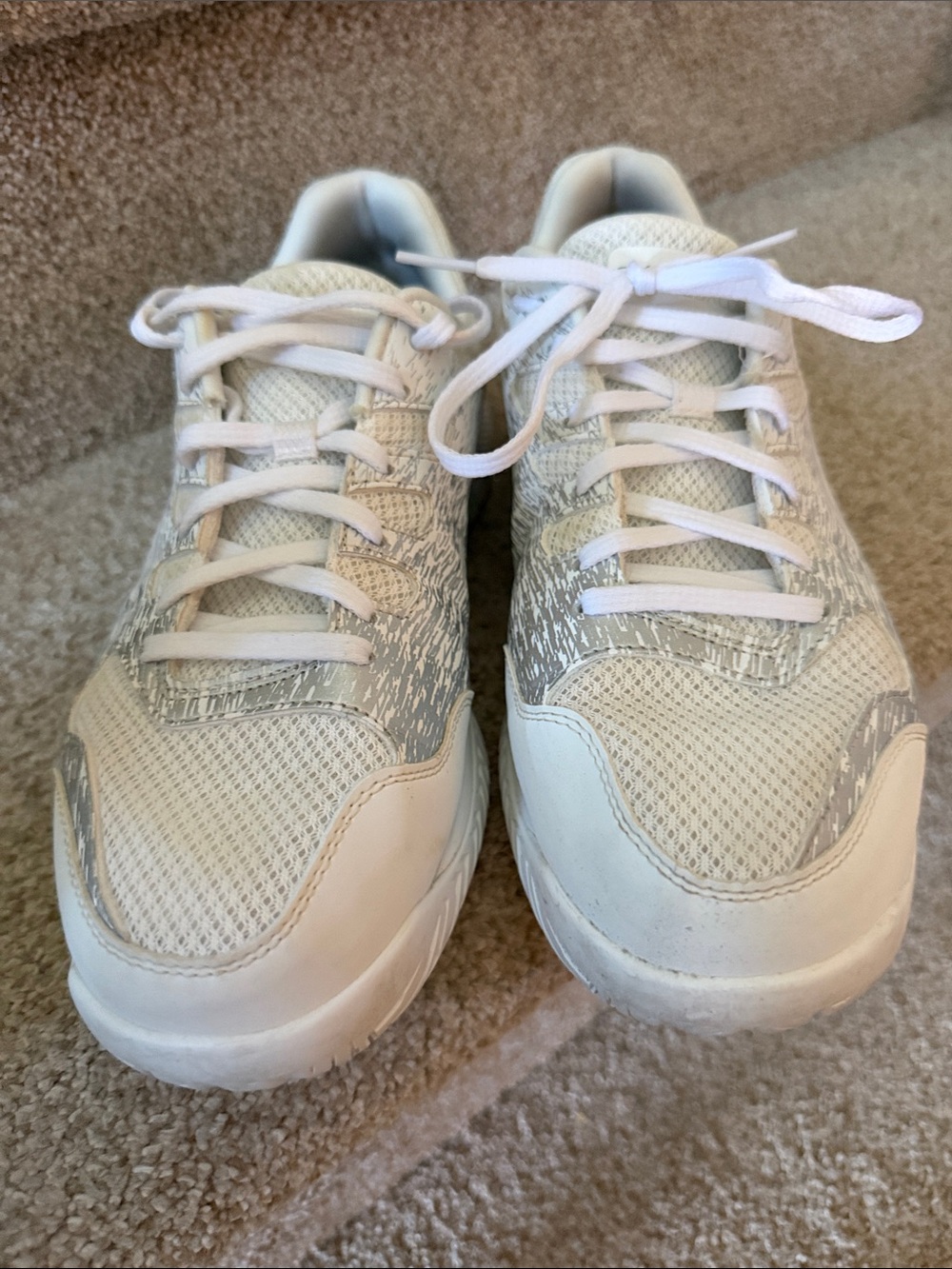 White Skechers Women's Athletic Pickelball Sneakers